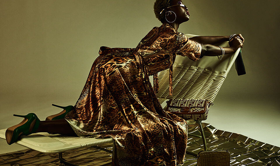 Editorial Social Consciousness Infiltration