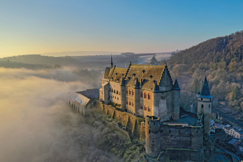 chteau de vianden 1 50880957217 o visiteislek 1 - FACES.ch