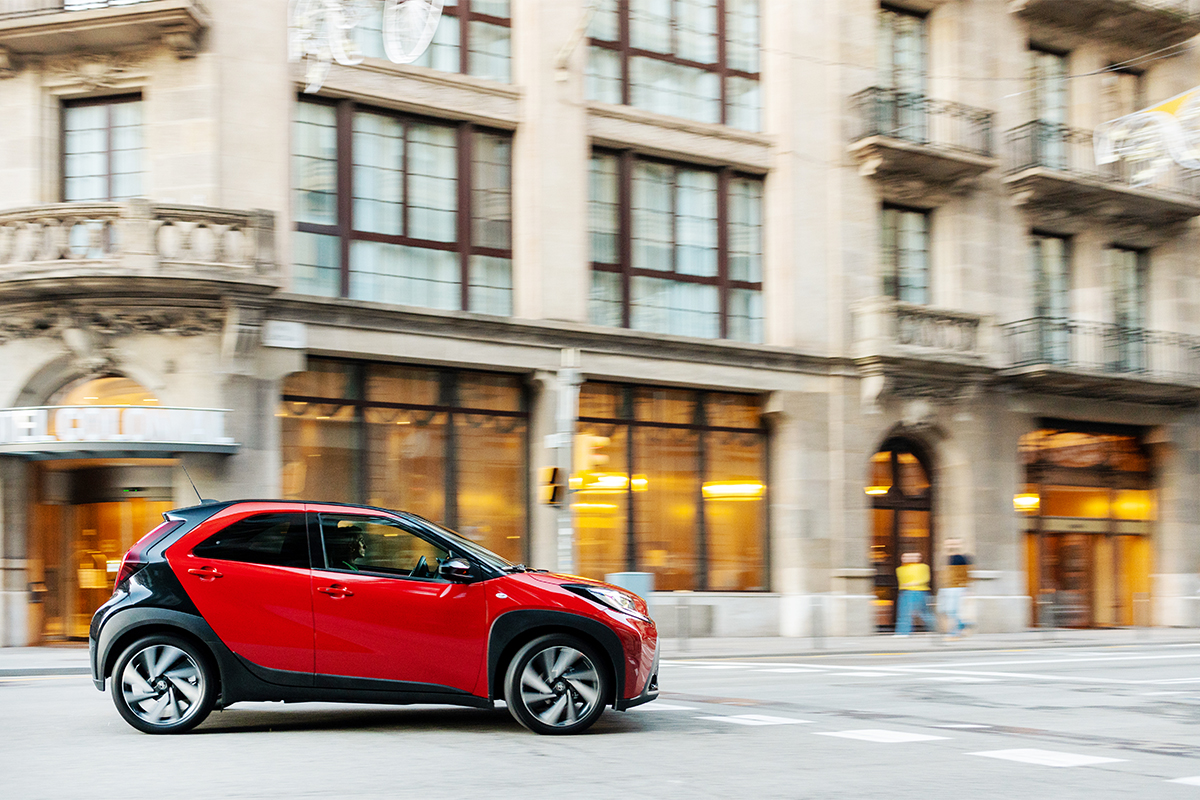 Toyota AYGO X 2022 HUB SOC IMG BTS 15