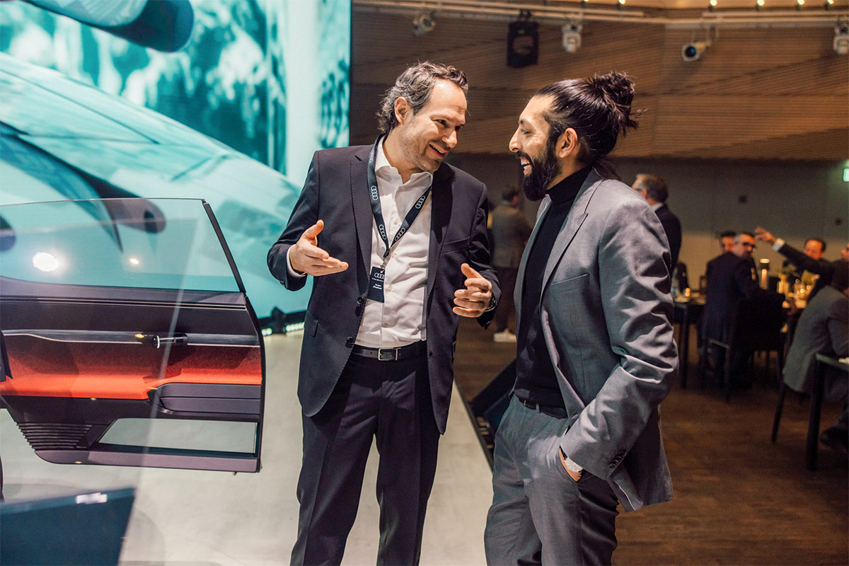 Sid Odedra, Head of UI/UX Design Audi AG (rechts)