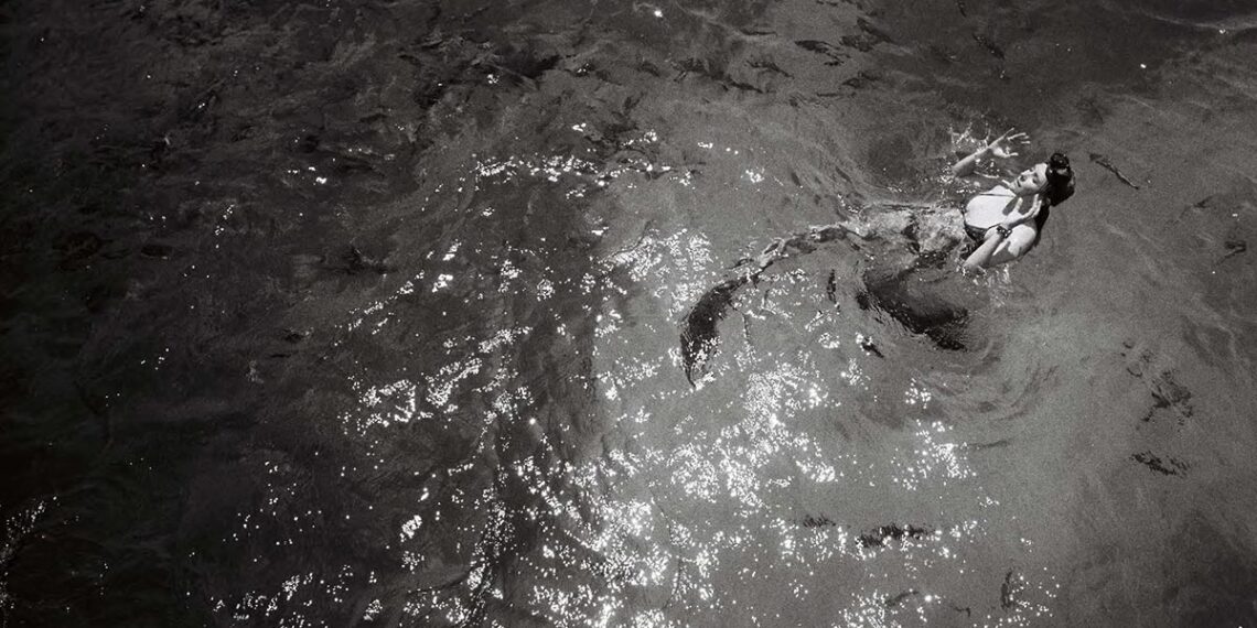 Editorial by Alex Lambrechts Page