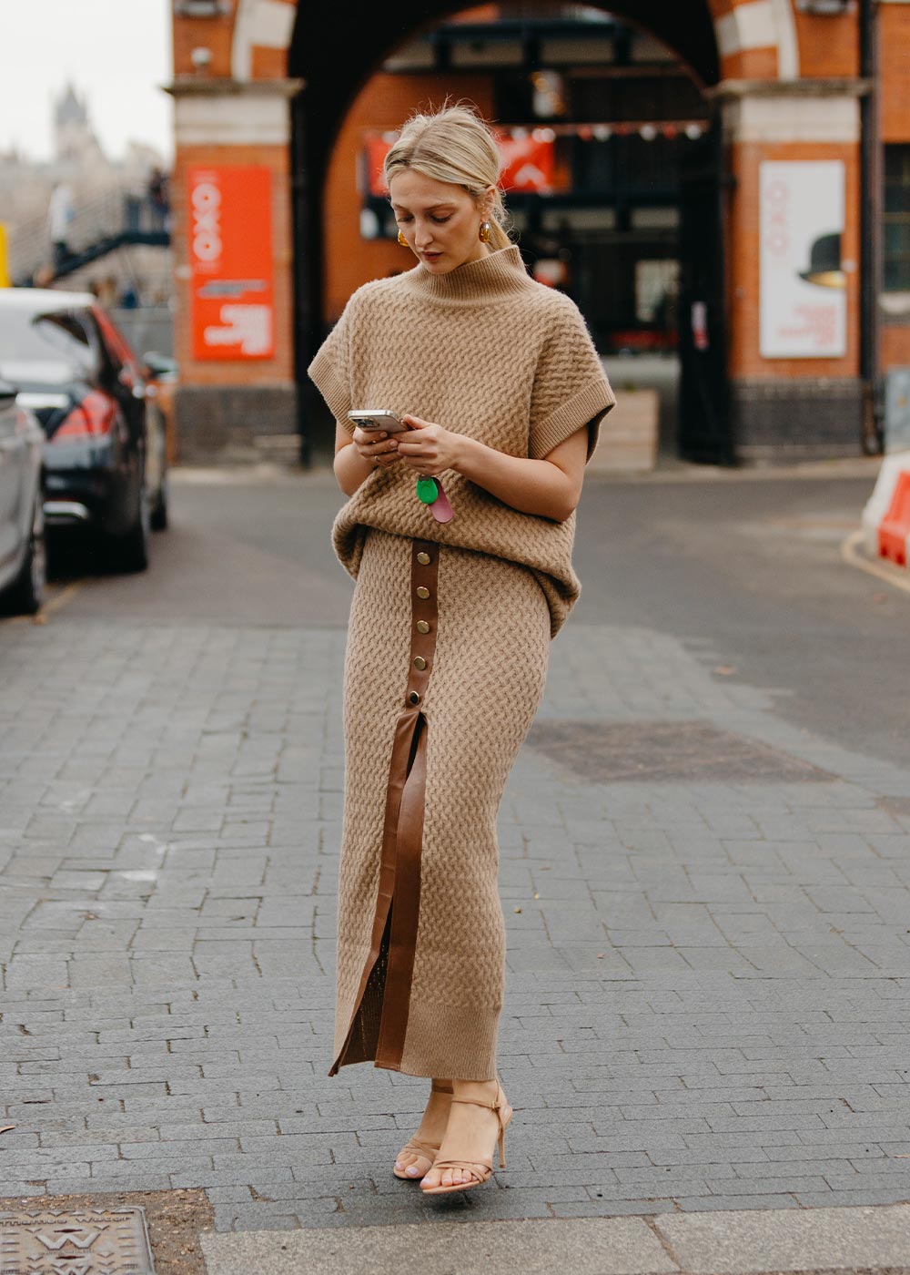 Street Style: Beige