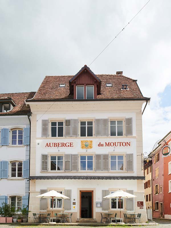 Boutique Hotel Schweiz Auberge du Mouton 2 - FACES.ch