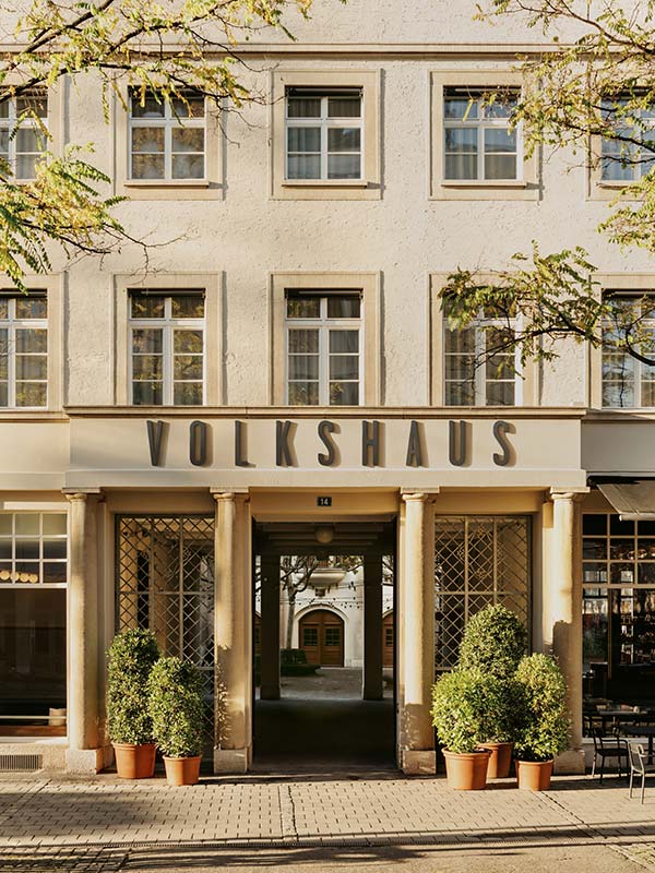 Boutique Hotel Schweiz VolkshausBasel 01 - FACES.ch