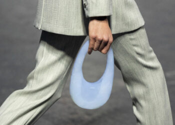 Coperni hebt ab: Die Handtasche aus 99 % Luft