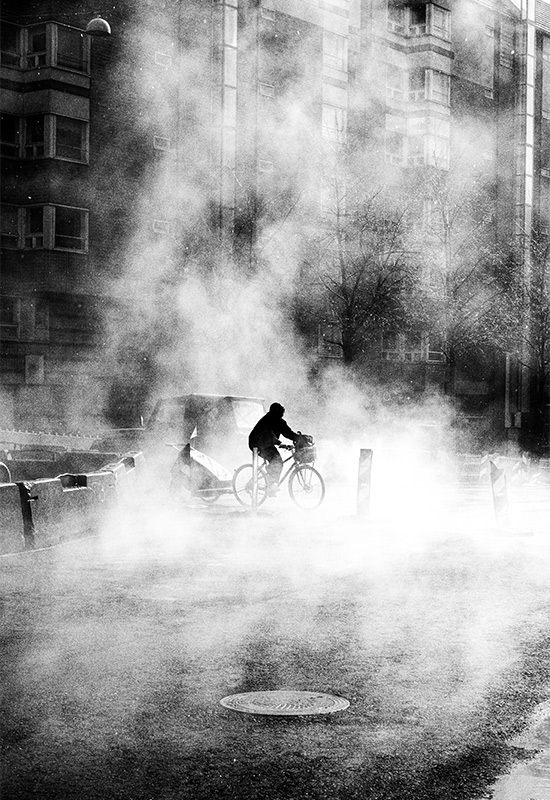 Voyeur: Straßenfotograf Kasperi Kropsu lädt uns ein in seine Welt