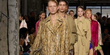 Dries Van Noten Frühling/Sommer 2025: Frische neue Ideen