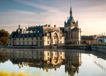 Moto Royale: Chantilly Arts et Elegance Richard Mille