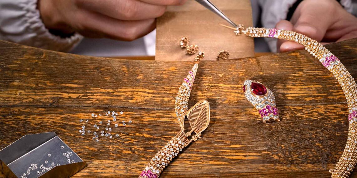 Bulgari’s Serpenti Infinito