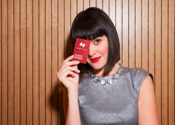 Gewinne eine Shoppi Tivoli Geschenkkarte im Wert von 100.–