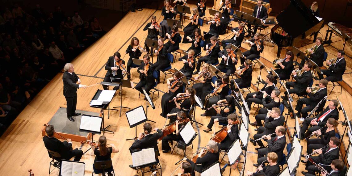 Gewinne Tickets für «The Holiday – In Concert» am 26.12 im KKL Luzern