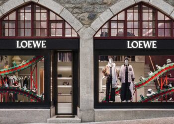 Zum Dahinschmelzen: Loewe eröffnet in St. Moritz